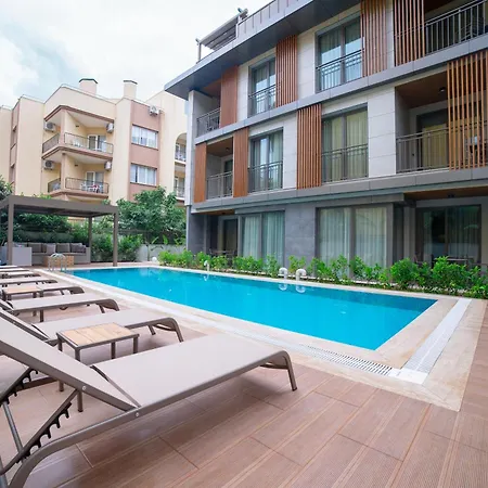 Bomo Apartmanhotel Antalya